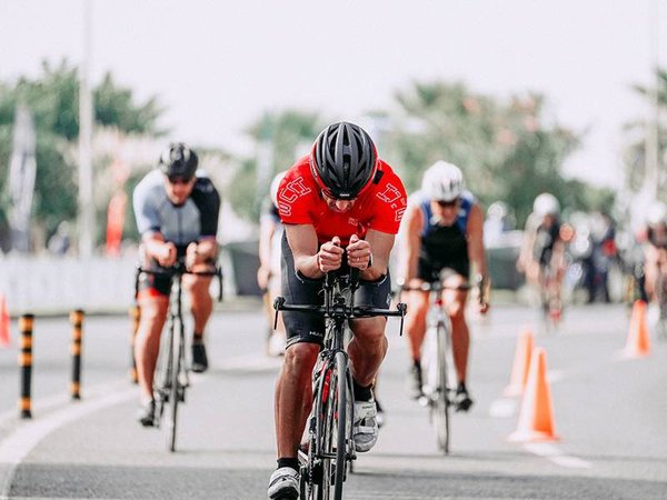 Vélo de course : comment démarrer l'entraînement ?